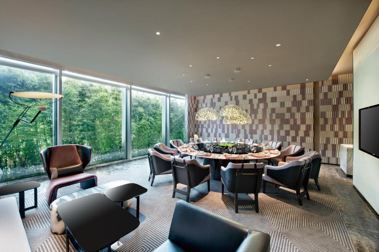 Crowne Plaza Shenzhen World Exhibition And Convention Center, An Ihg Hotel Екстериор снимка