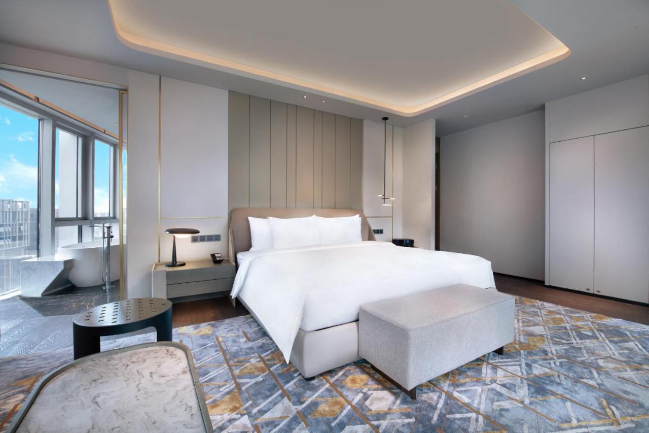 Crowne Plaza Shenzhen World Exhibition And Convention Center, An Ihg Hotel Екстериор снимка