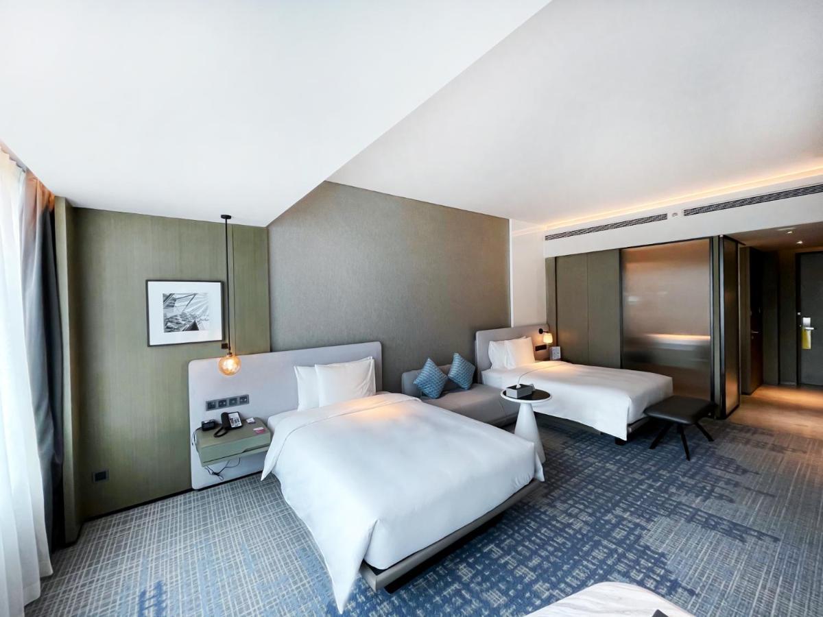 Crowne Plaza Shenzhen World Exhibition And Convention Center, An Ihg Hotel Екстериор снимка